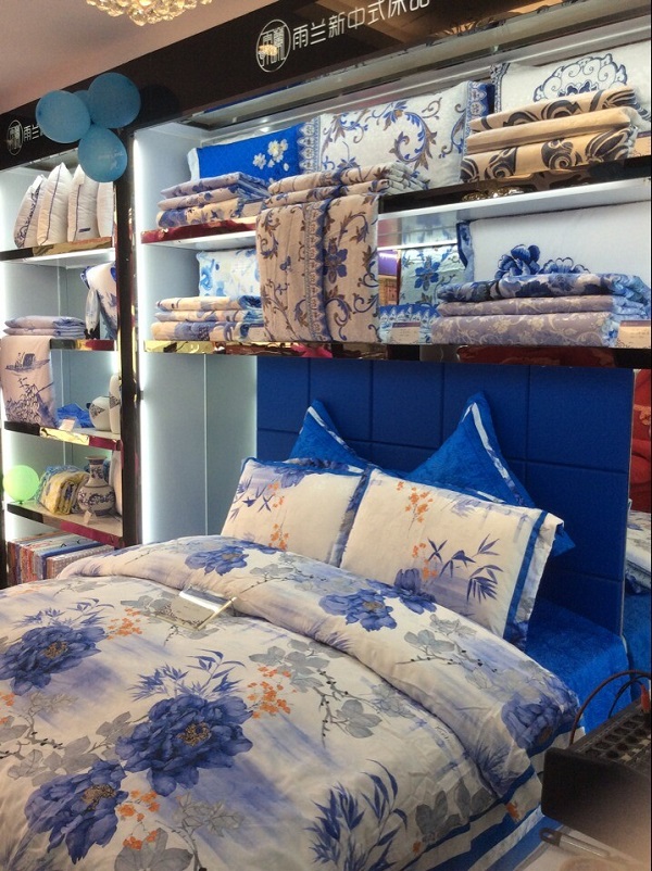 廣西平樂雨蘭專賣店開業(yè) 經(jīng)典國學(xué)故事啟迪夢想