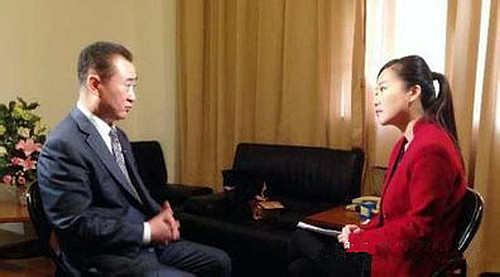 首富的焦慮,折射傳統(tǒng)商業(yè)危機(jī)