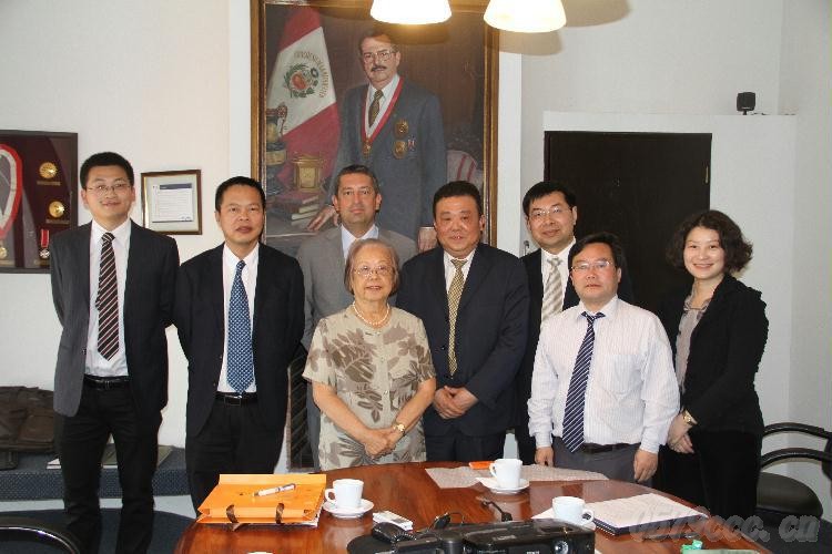 義博展覽公司與秘中商會簽訂戰略合作協議