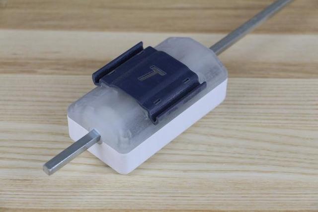 天黑可自動關閉的百葉窗:能分辨陽光和人造光