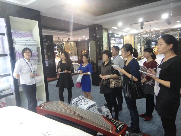 又一輪加盟商培訓在雨蘭總部開班