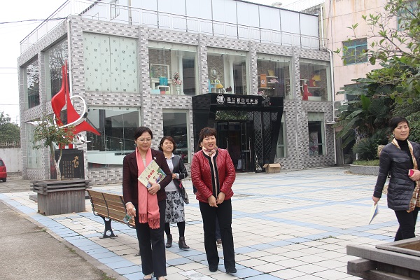 江西省婦聯(lián)領(lǐng)導(dǎo)蒞臨雨蘭調(diào)研指導(dǎo)