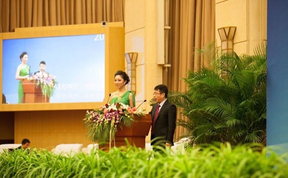 熱烈祝賀越龍家紡獲得《中國品牌榜2014年度影響力品牌獎》