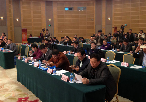 凱盛家紡董事長徐瑞鵬榮獲2014年度家紡經(jīng)濟年度人物