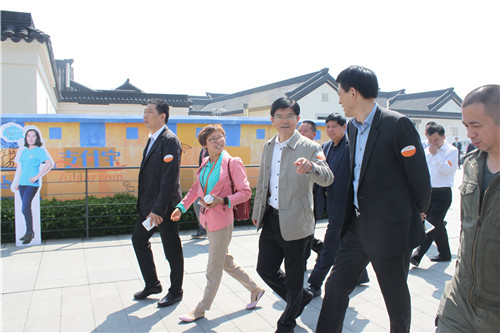 江蘇海門家紡商會赴杭州進行學習考察