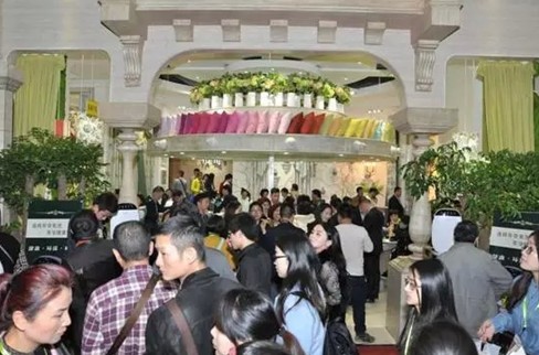 黃錦權:引進國際大獎帶動行業水平