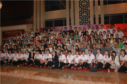 三聯家紡2015秋冬新品發布會暨董潔見面會召開