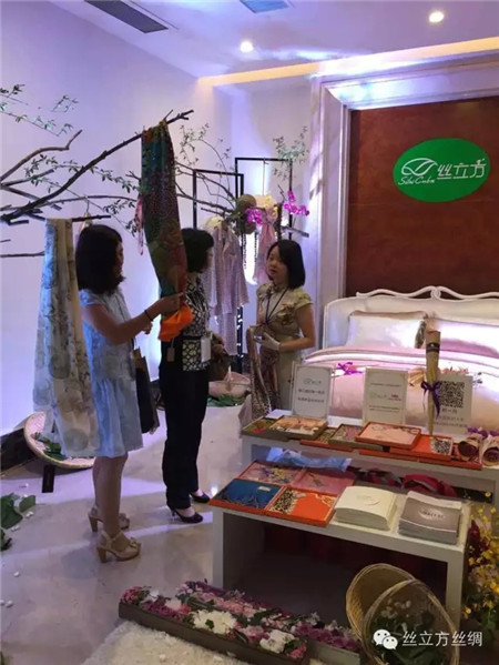 �z�����������ΘI���ɞ��ِΨһ��Ʒٝ����