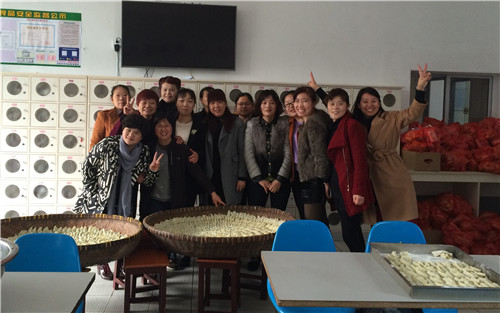 堂皇集團:關愛老人,用孝心成就最美女人