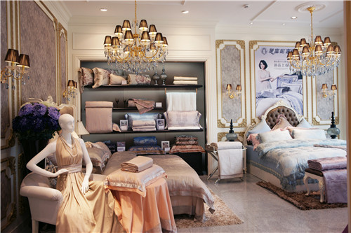 黛富妮“為愛加冕”創(chuàng)富基金會5月10日召開