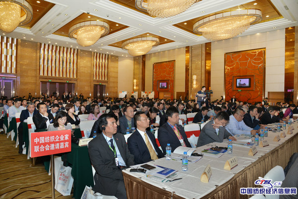 架對接橋梁展科技新貌