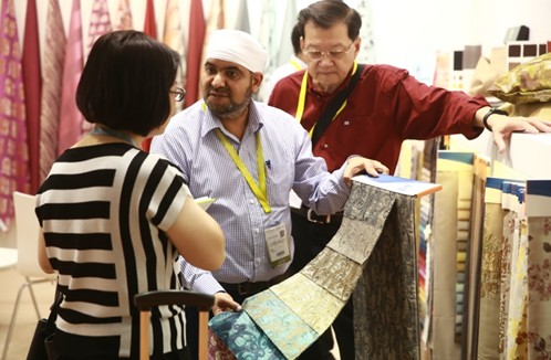 2016秋冬家紡展:《歡樂頌》五美的窗簾你也可以擁有!