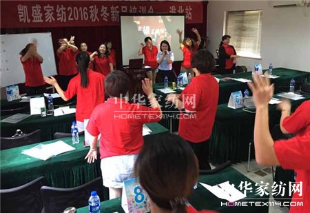 ������ؾ�Ӣ�R������ϵ�＾�lչ��