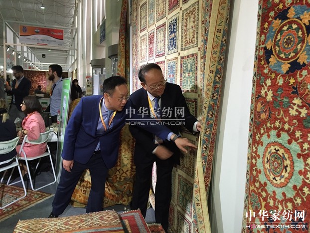 一條藏毯產業架起世界文化橋梁