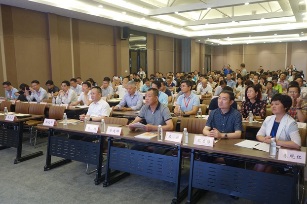 家紡大佬與縫制設備大佬齊聚震澤 聚力智能制造睡眠健康(二)