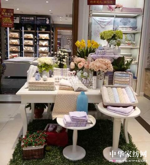 彭山有個品牌叫凱盛,第三家店開業!開業第一天人氣爆棚!