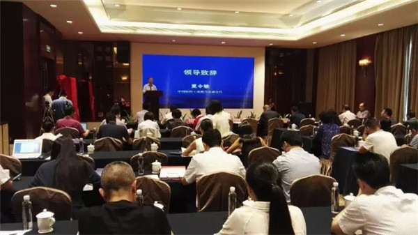 ���й�˾�����˳�����200���A�����й�˾�����Լ��ĽM�� ����ɹ�ͬ�ڰl���������h����