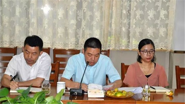 �����мҼ��f�����S���̕������L���������ϣ��U����h���_