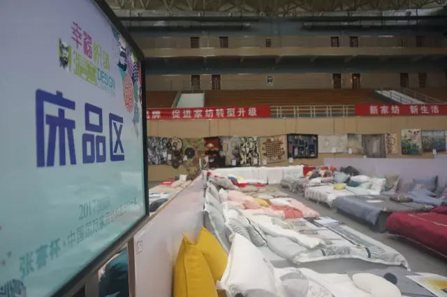 �Ҹ�������ζϯ����ͨ������������300���Ҽ��aƷ��Ů��ʣ�