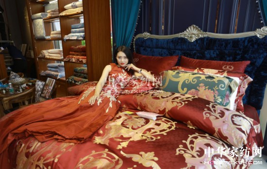 凱盛生活家紡鄭州盛大開業為會員推出終身免清洗服務