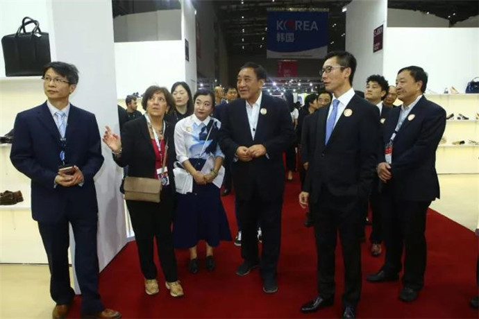 彰顯紡織大國(guó)風(fēng)范,中紡聯(lián)“秋季聯(lián)展”開幕