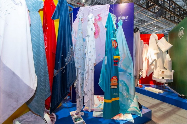 �M�F���ഺ���Ҽ�չ����Ҽ�ӡ��˄��¼Ҽ��a�I�����B