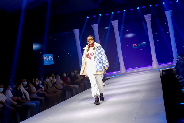 �����W2022������B����������ҹ�������ʽ���_�Ļ!